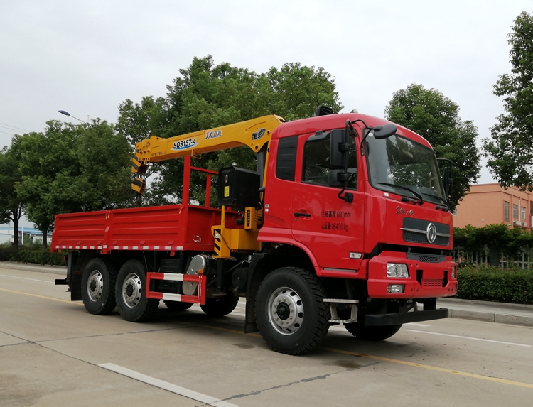 東風六驅(qū)210馬力-隨車起重運輸車